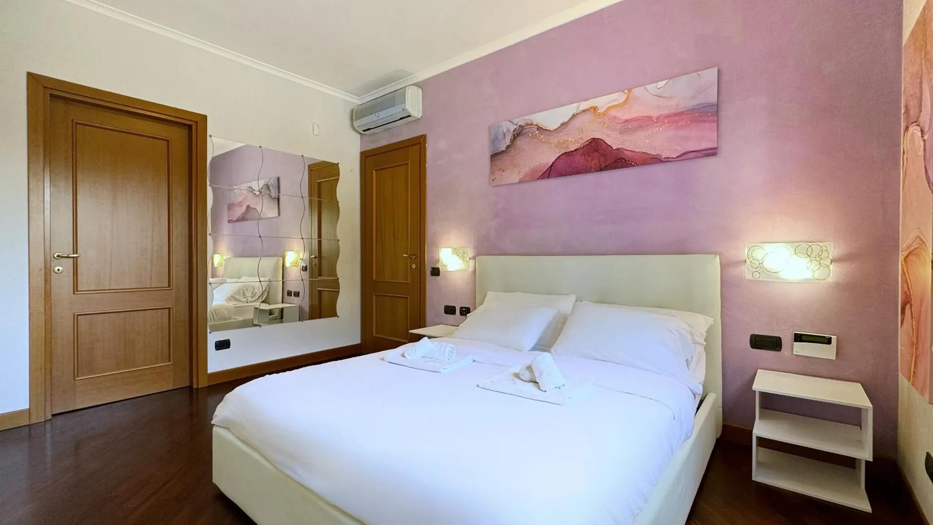 Sun Nest Apartment - Terrace & Garage Fiumicino